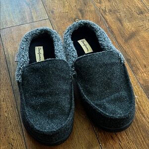 Dearfoams Men's Gray Loafers